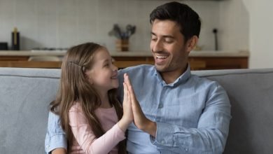 Parents say ‘good girl’ and ‘good boy’ all the time. Here’s why you should try and say something else